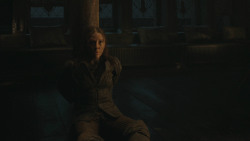extant_GameOfThrones_8x01-Winterfell_2589