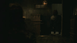 extant_GameOfThrones_8x01-Winterfell_2597