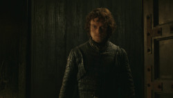 extant_GameOfThrones_8x01-Winterfell_2607