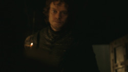 extant_GameOfThrones_8x01-Winterfell_2618