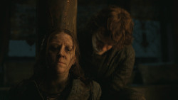 extant_GameOfThrones_8x01-Winterfell_2626