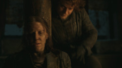 extant_GameOfThrones_8x01-Winterfell_2633