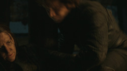 extant_GameOfThrones_8x01-Winterfell_2634