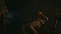 extant_GameOfThrones_8x01-Winterfell_2647