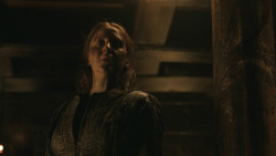 extant_GameOfThrones_8x01-Winterfell_2652