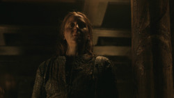 extant_GameOfThrones_8x01-Winterfell_2654