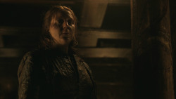 extant_GameOfThrones_8x01-Winterfell_2657