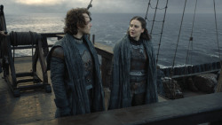 extant_GameOfThrones_8x01-Winterfell_2695