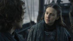 extant_GameOfThrones_8x01-Winterfell_2732