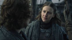 extant_GameOfThrones_8x01-Winterfell_2753