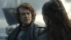 extant_GameOfThrones_8x01-Winterfell_2763