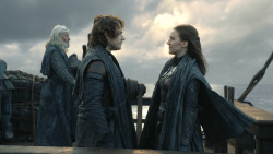 extant_GameOfThrones_8x01-Winterfell_2772