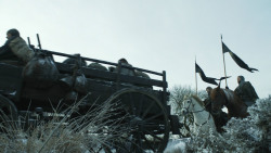 extant_GameOfThrones_8x01-Winterfell_2800