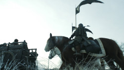 extant_GameOfThrones_8x01-Winterfell_2806