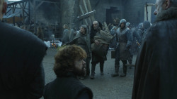extant_GameOfThrones_8x01-Winterfell_2854