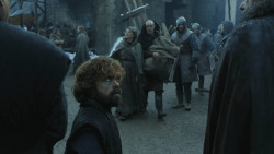 extant_GameOfThrones_8x01-Winterfell_2855