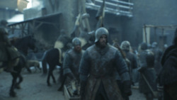 extant_GameOfThrones_8x01-Winterfell_2865