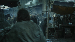 extant_GameOfThrones_8x01-Winterfell_2871