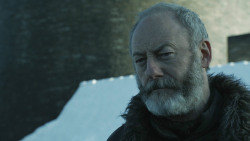 extant_GameOfThrones_8x01-Winterfell_2989
