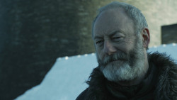 extant_GameOfThrones_8x01-Winterfell_2990