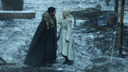 extant_GameOfThrones_8x01-Winterfell_3004
