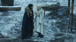 extant_GameOfThrones_8x01-Winterfell_3012