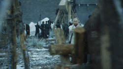 extant_GameOfThrones_8x01-Winterfell_3026