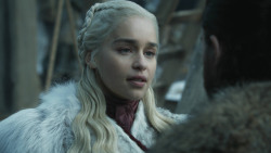extant_GameOfThrones_8x01-Winterfell_3060