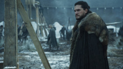 extant_GameOfThrones_8x01-Winterfell_3092
