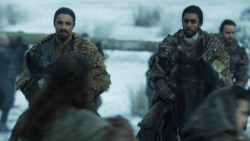 extant_GameOfThrones_8x01-Winterfell_3095