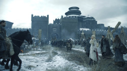 extant_GameOfThrones_8x01-Winterfell_3097