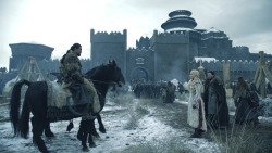 extant_GameOfThrones_8x01-Winterfell_3100