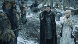 extant_GameOfThrones_8x01-Winterfell_3110