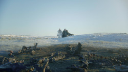 extant_GameOfThrones_8x01-Winterfell_3129