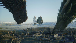 extant_GameOfThrones_8x01-Winterfell_3141