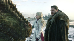 extant_GameOfThrones_8x01-Winterfell_3169