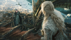 extant_GameOfThrones_8x01-Winterfell_3191