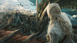 extant_GameOfThrones_8x01-Winterfell_3193