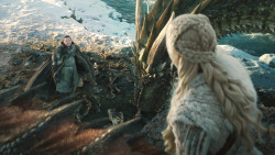 extant_GameOfThrones_8x01-Winterfell_3194