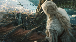 extant_GameOfThrones_8x01-Winterfell_3203