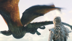 extant_GameOfThrones_8x01-Winterfell_3277