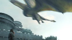 extant_GameOfThrones_8x01-Winterfell_3319