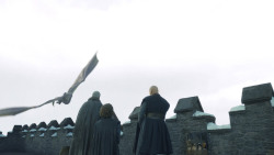 extant_GameOfThrones_8x01-Winterfell_3324