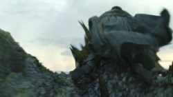 extant_GameOfThrones_8x01-Winterfell_3331