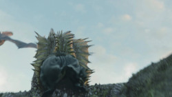 extant_GameOfThrones_8x01-Winterfell_3344
