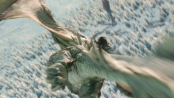 extant_GameOfThrones_8x01-Winterfell_3356