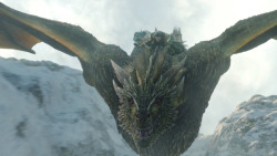 extant_GameOfThrones_8x01-Winterfell_3404