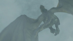 extant_GameOfThrones_8x01-Winterfell_3408