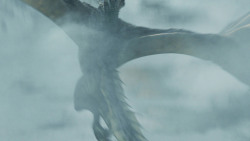 extant_GameOfThrones_8x01-Winterfell_3410
