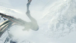 extant_GameOfThrones_8x01-Winterfell_3463